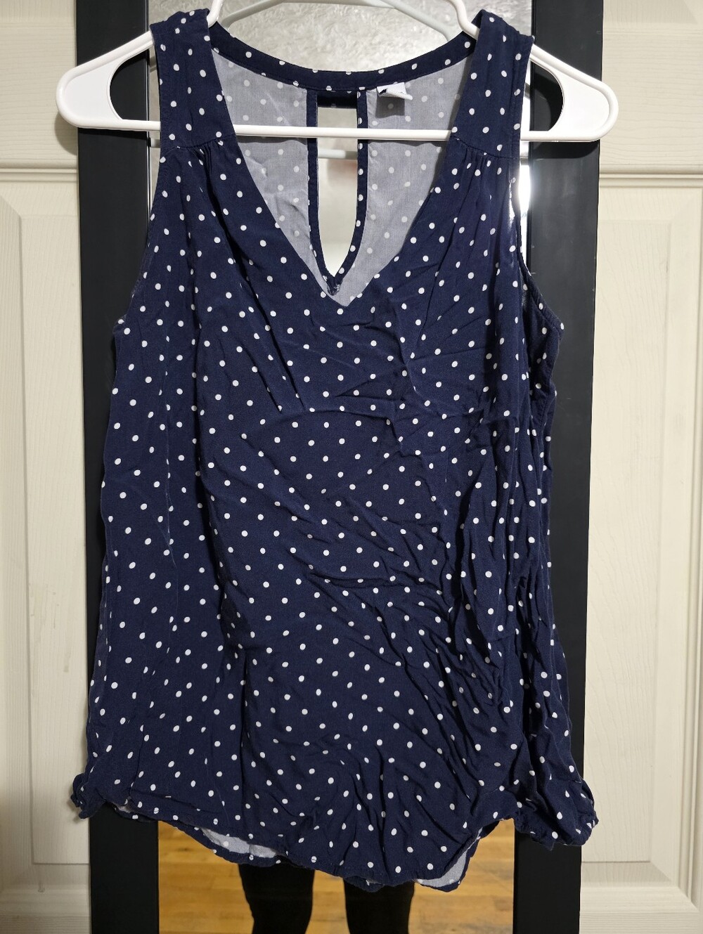 Old Navy Navy and White Polka Dot Sleeveless V-Neck Tank